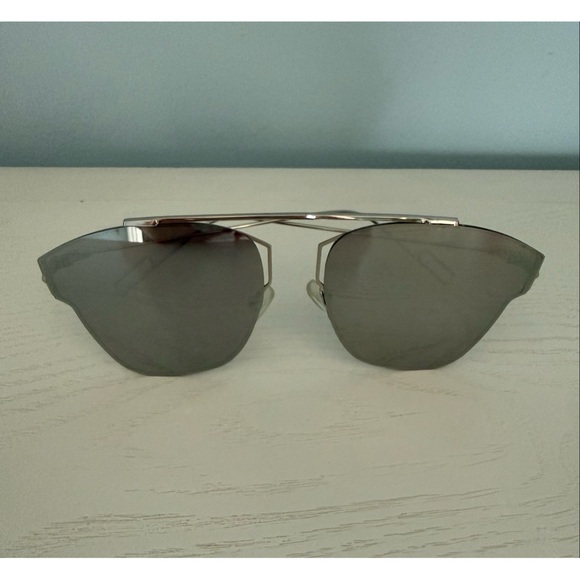 Mirrored Gray/Silver Aviator Frameless Sunglasses / Never worn!! - Picture 2 of 3